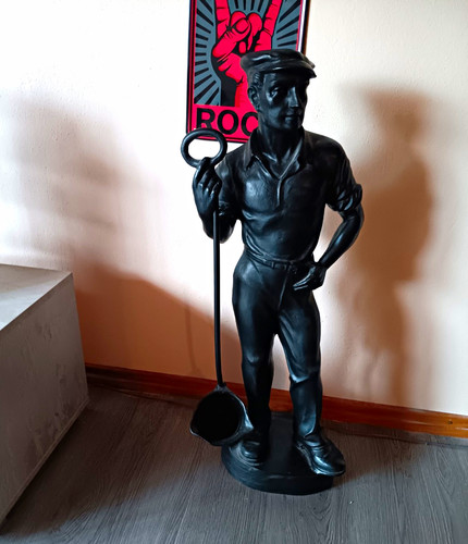 Dekofigur skulptur gieser mann - dekofigur,