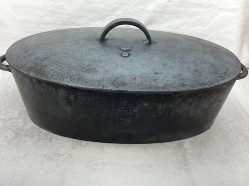 Riesiger bräter gusseisen - riesiger,