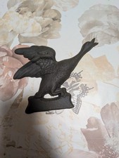 Schwan aus Gusseisen