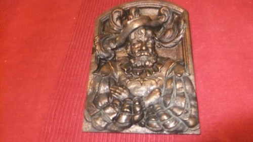 Altes gusseisen relief - altes,