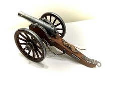 Vintage Kanone Geschütze auf