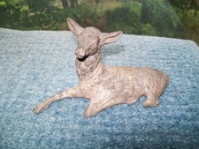 Kleines Reh aus Gusseisen